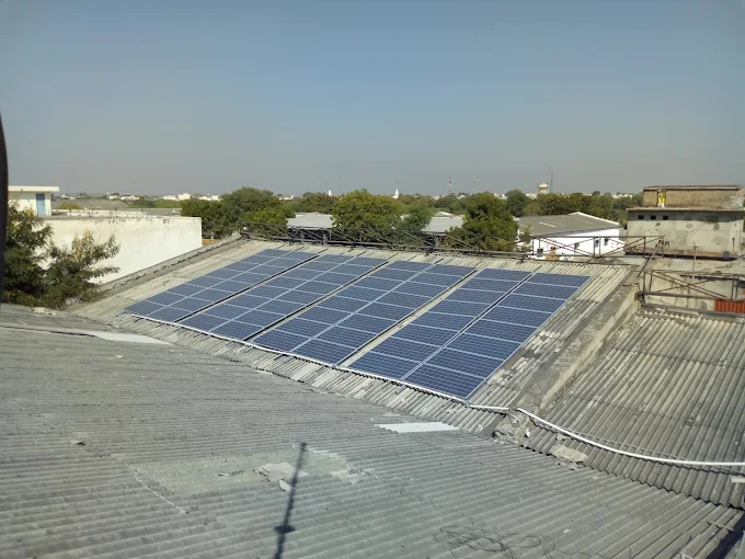 Rooftop solar panel installation in Jaipur